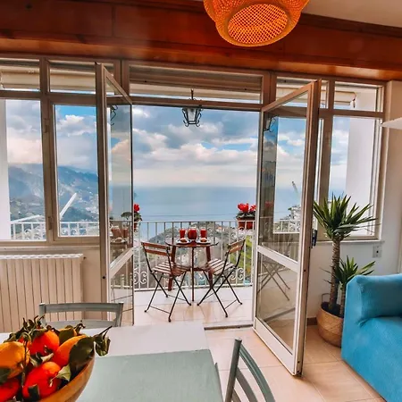 Casa Chiarina Breathtaking Sea View Vakantiehuis *